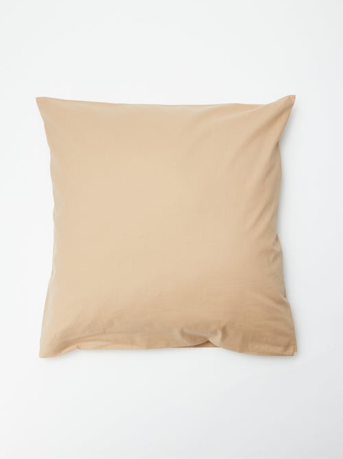 Taie d'oreiller unie 63 x 63 cm en coton - Kiabi Taie d'oreiller unie 63 x 63 cm en coton - Kiabi