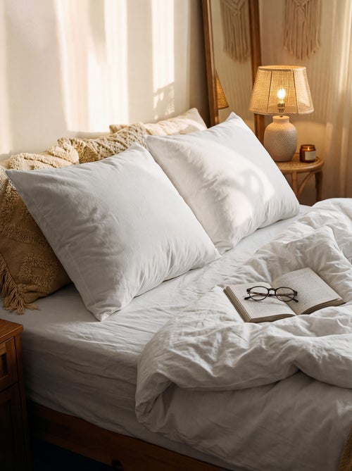 Taie d'oreiller unie 63 x 63 cm en coton - Kiabi Taie d'oreiller unie 63 x 63 cm en coton - Kiabi