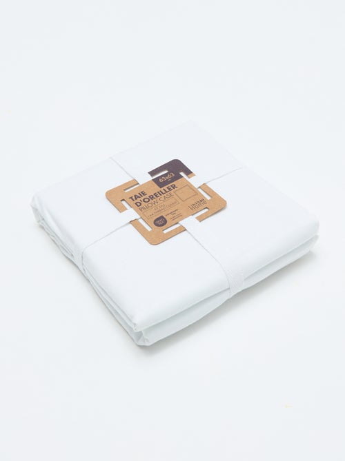 Taie d'oreiller unie 63 x 63 cm en coton - Kiabi Taie d'oreiller unie 63 x 63 cm en coton - Kiabi