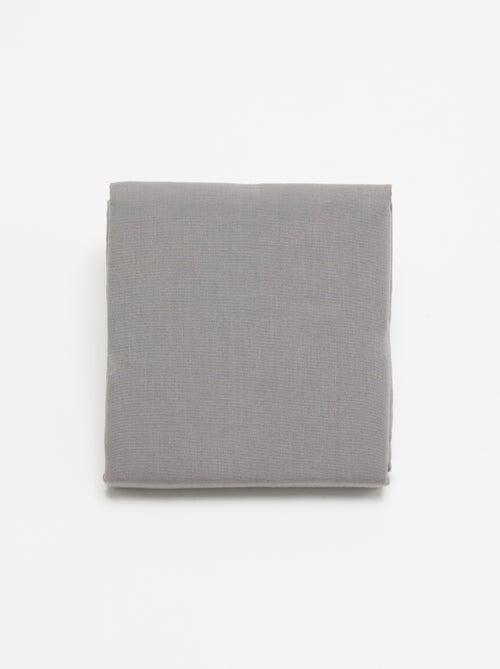 Taie d'oreiller unie 63 x 63 cm en coton - Kiabi Taie d'oreiller unie 63 x 63 cm en coton - Kiabi