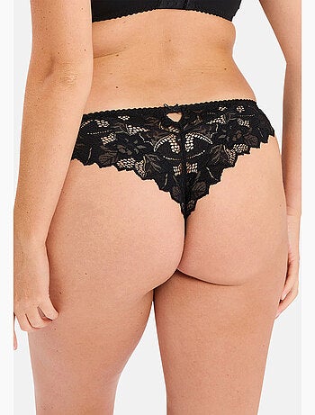 Tanga Arum Sans Complexe