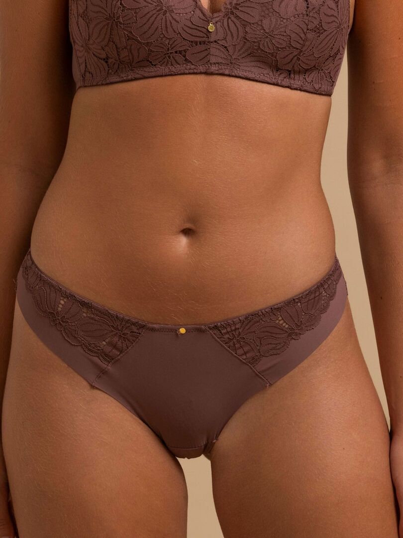 Tanga dentelle kiabi retailer