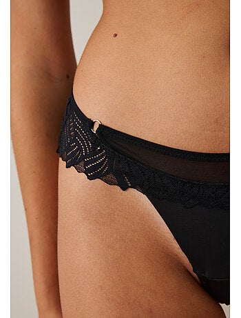Tanga emmanuelle
