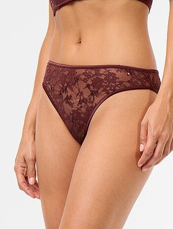 Tanga en dentelle à sequins