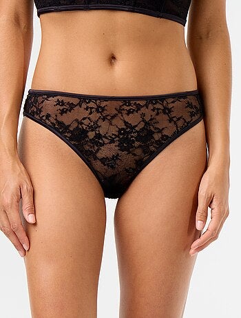 Tanga en dentelle à sequins