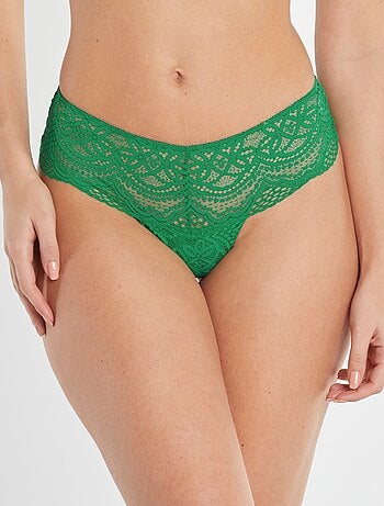 Tanga en dentelle transparente