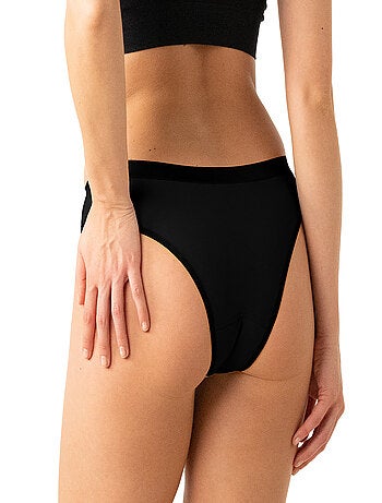 Tanga menstruelle femme Athena