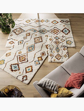 Tapis berbère à motifs géométriques