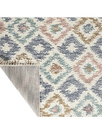 Tapis berbère pastel