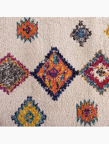 Tapis berbère tissé motif ethnic lyn5 ourika k