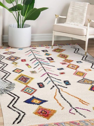 Tapis berbère tissé motif ethnic OURIKA