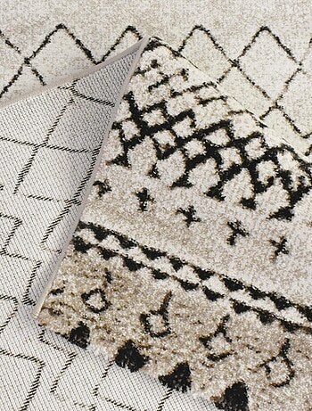 Tapis berbère tissé motifs tribaux LYN8 MABAL