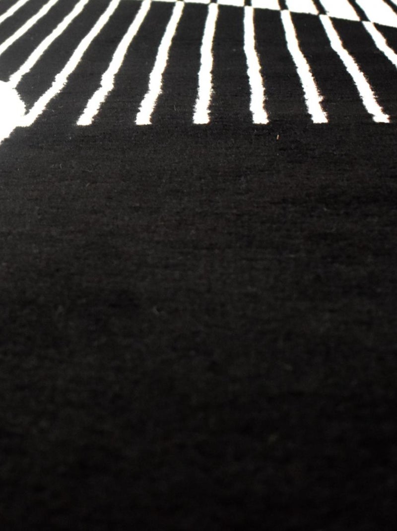 Tapis chambre tissé motif géométrique LYN1 VINILO Noir - Kiabi