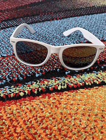 Tapis chambre tissé motif géométrique STEYRE