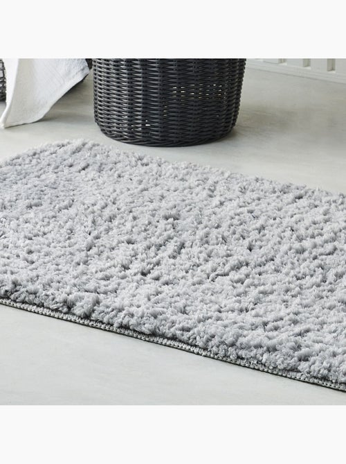 Tapis de bain tufté uni ESSENTIAL - Kiabi