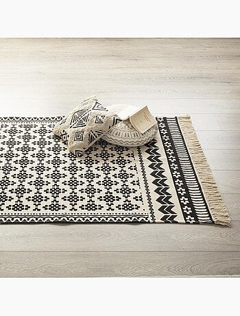 Tapis en coton à franges motifs graphiques wild