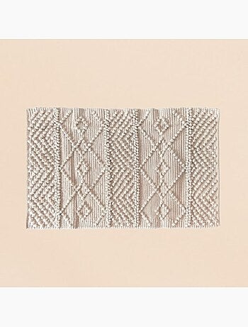 Tapis descente de lit motifs géométriques beige 60x110cm