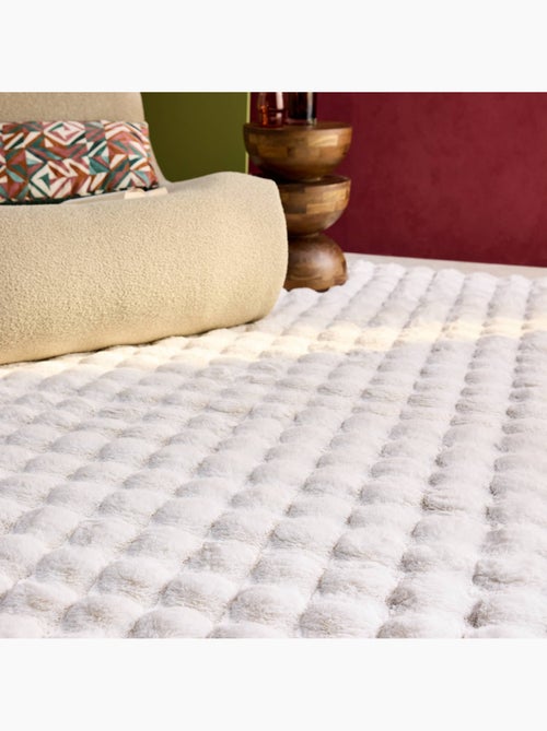 Tapis d'intérieur bubble blanc effet fausse fourrure Bumpy - Kiabi