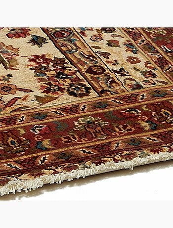 Tapis d'orient Fait main JIHANGIR 73 1A2T Beige 125x130 en soie