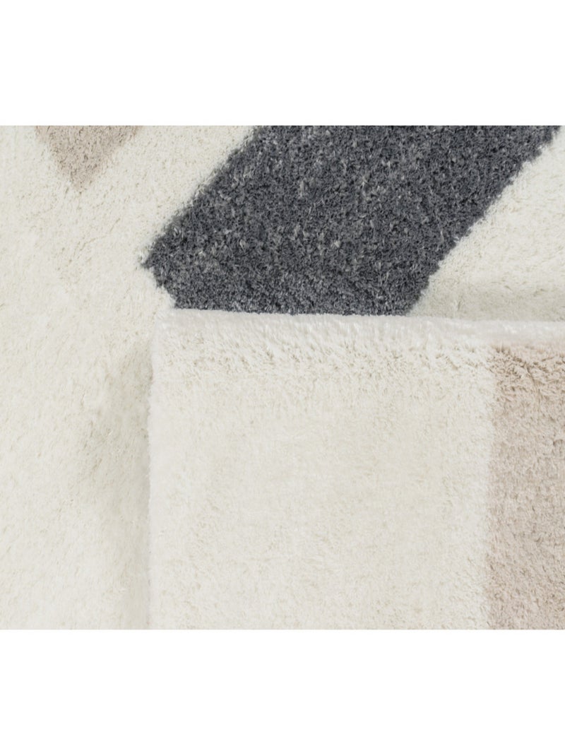 Tapis doux rayés Ivoire - Kiabi