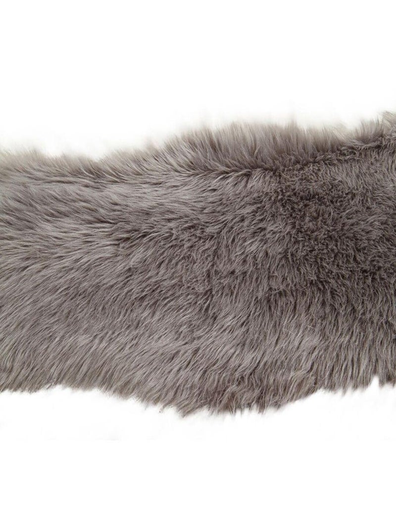 Tapis effet peau de mouton longues mèches Alisa Gris - Kiabi