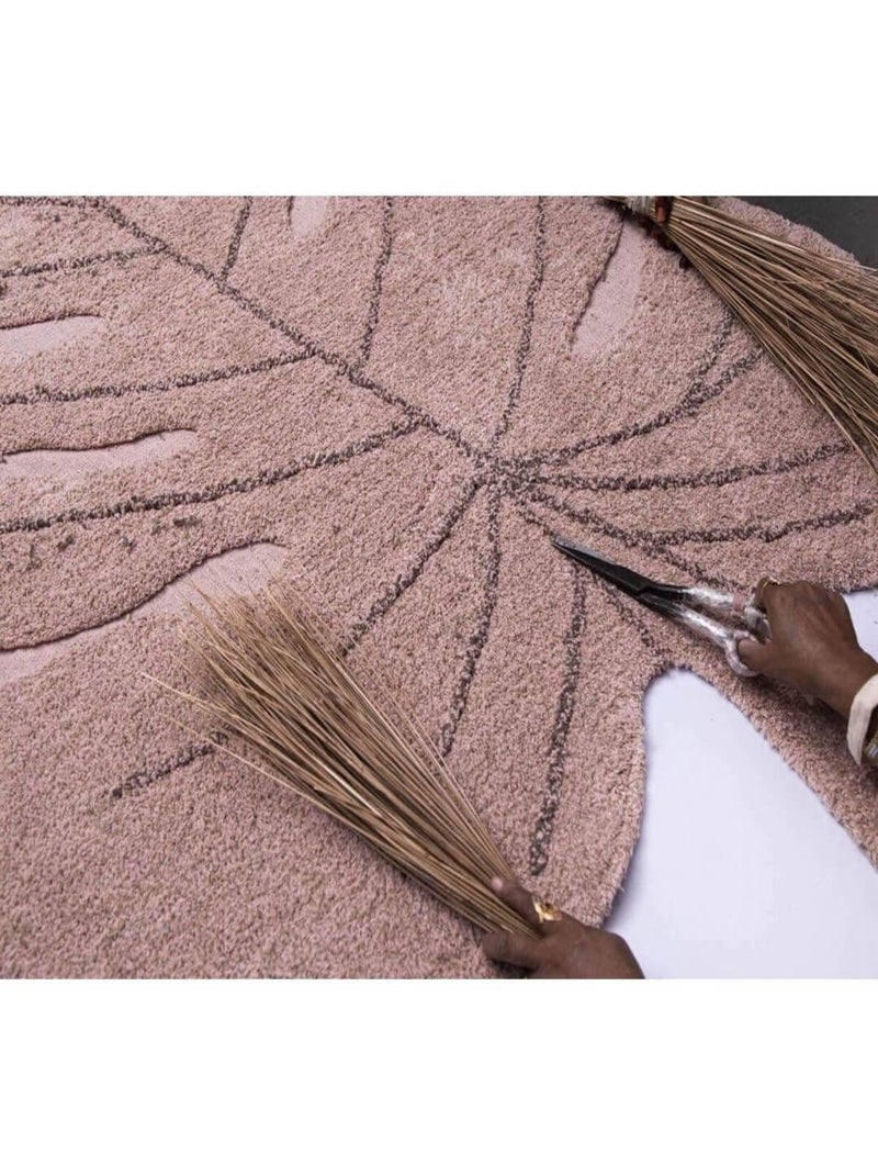 Tapis en forme de feuille pour salon Monstera Lorena Canals Noir Rose - Kiabi
