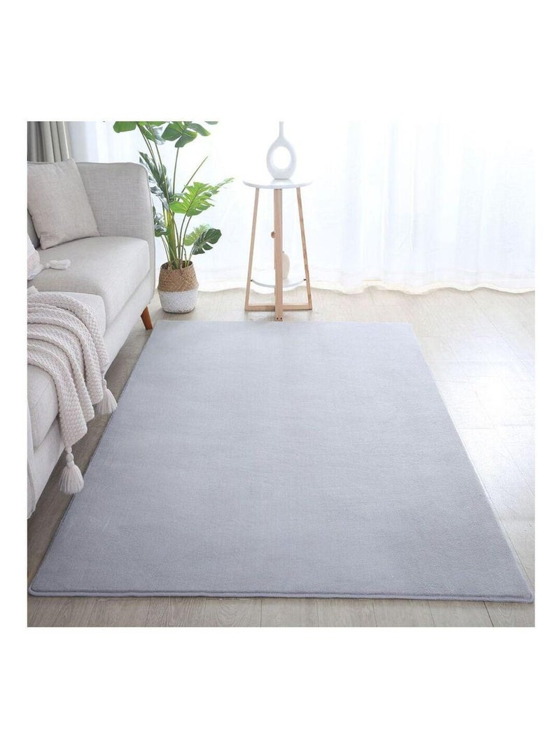 Tapis en microfibre doux uni antidérapant Lars Argenté - Kiabi