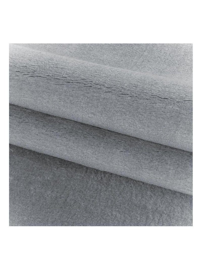 Tapis en microfibre doux uni antidérapant Lars Argenté - Kiabi