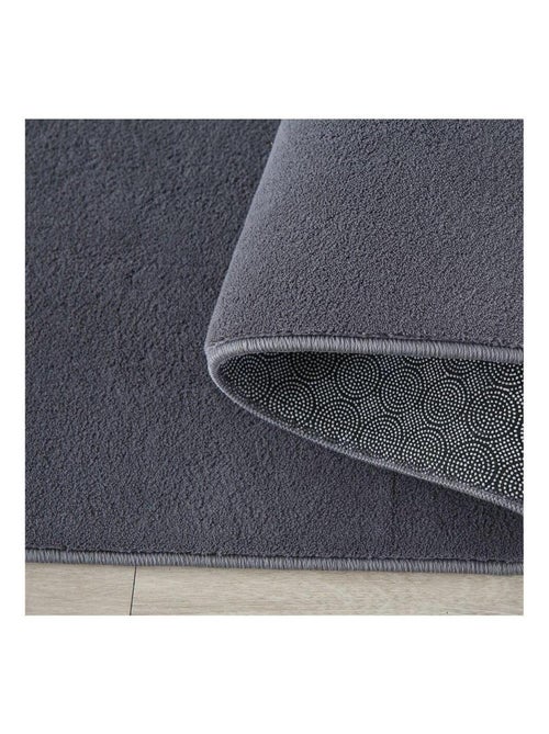 Tapis en microfibre doux uni antidérapant Lars - Kiabi