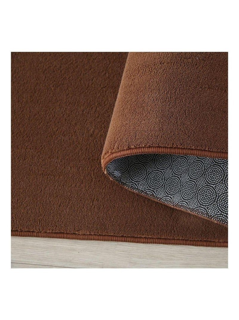 Tapis en microfibre doux uni antidérapant Lars Marron - Kiabi