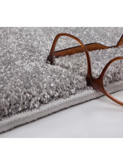 Tapis en polypropylène doux uni Oslo - Kiabi