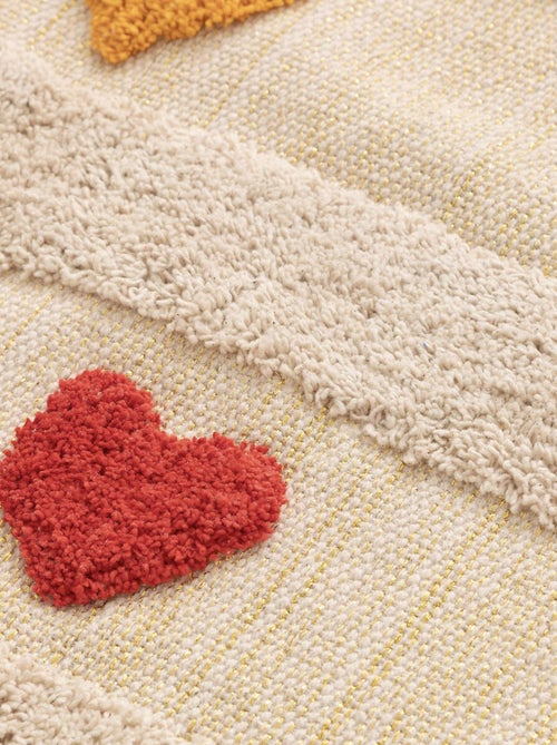 Tapis enfant coeurs avec relief - Kiabi