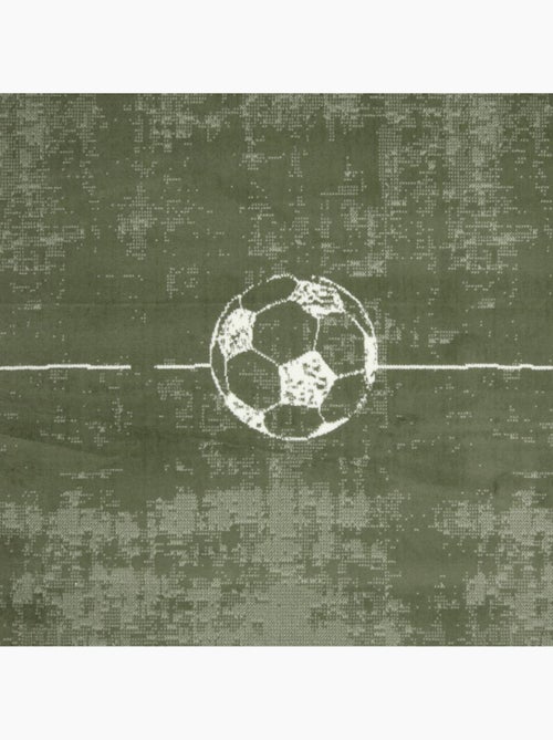 Tapis enfant motif terrain de football, ludique et sportif - Kiabi Tapis enfant motif terrain de football, ludique et sportif - Kiabi