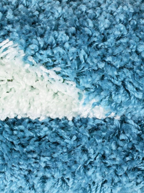 Tapis enfant tissé SHAGGY FOOT - Kiabi