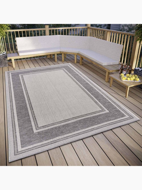 Tapis exterieur, motif géométrique kilim, structure résistante, cast - Kiabi Tapis exterieur, motif géométrique kilim, structure résistante, cast - Kiabi