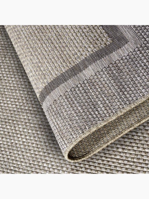 Tapis exterieur motif simple, luitwin, structure robuste - Kiabi Tapis exterieur motif simple, luitwin, structure robuste - Kiabi