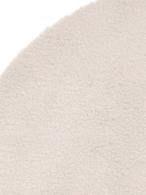 Tapis fausse fourrure extra doux IV 80 cm - Kiabi Tapis fausse fourrure extra doux IV 80 cm - Kiabi