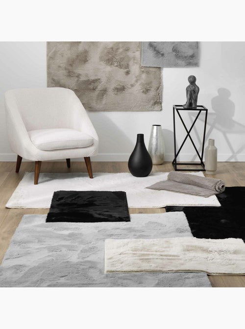 Tapis Feline Imitation Fourrure - Kiabi