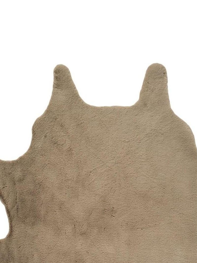 Tapis forme peau de bête imitation fourrure taupe 120x158 cm Beige - Kiabi