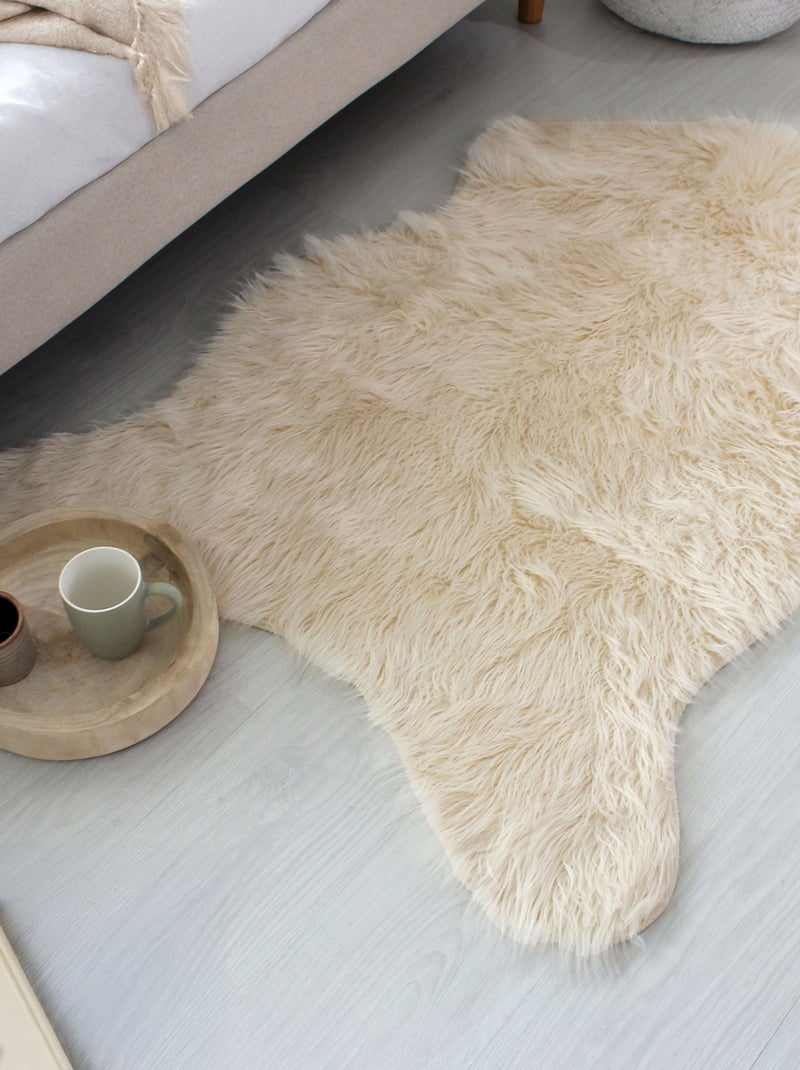Tapis imitation peau de bête long poils et suédine Ecru - Kiabi