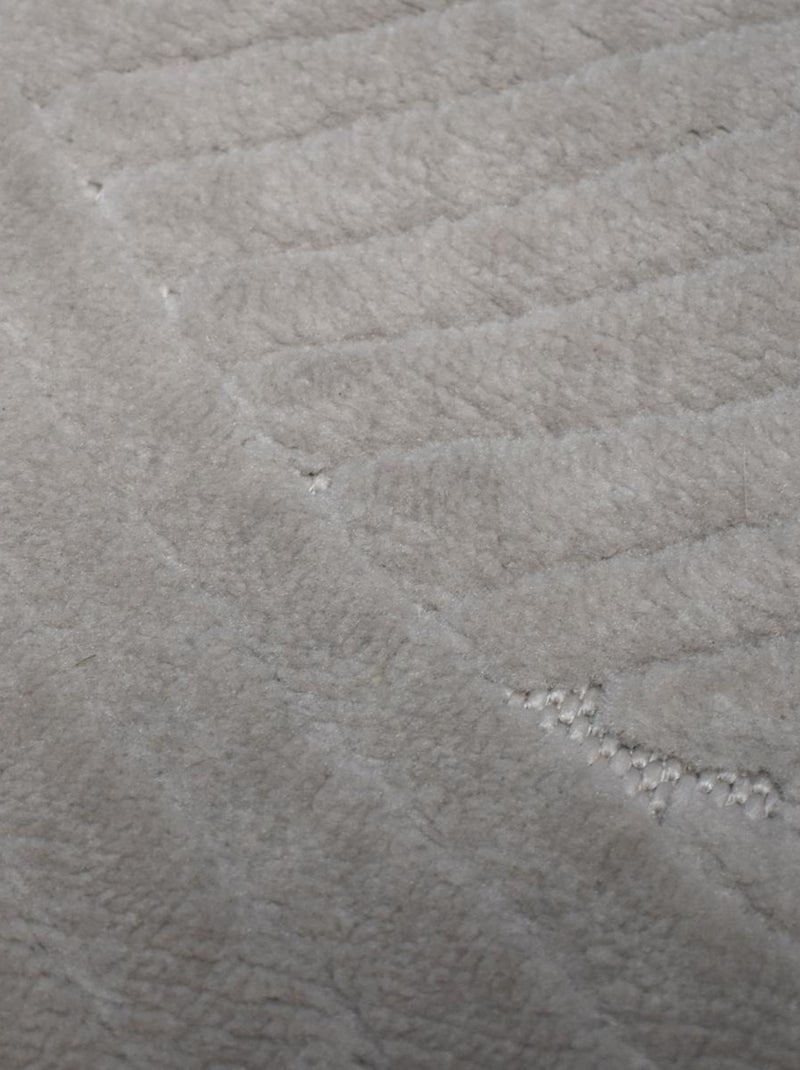 Tapis intérieur extérieur en relief ton sur ton LYN14 ARC6EL Gris - Kiabi