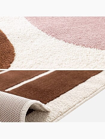 Tapis intérieur motif graphique rose et marron Nola
