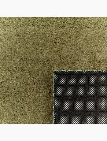 Tapis intérieur uni vert oscaria