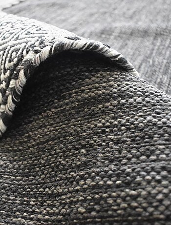 Tapis kilim fait main en coton motif ethnique LYN46 TIVE