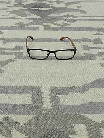 Tapis kilim fait main en laine motif abstrait KMESAR