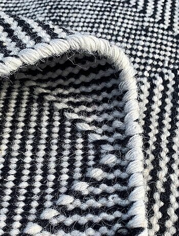 Tapis kilim MICAN, fait à la main en laine motif géométrique