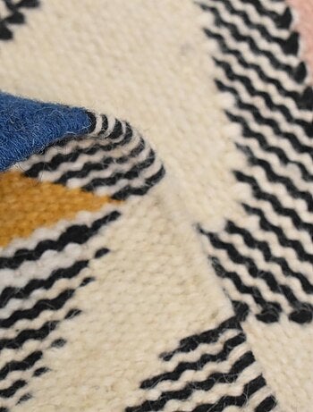 Tapis kilim MULTILO, fait à la main en laine motif géométrique