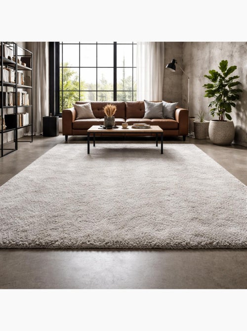 Tapis longs poils shaggy fait à la main motif uni CHIC - Kiabi