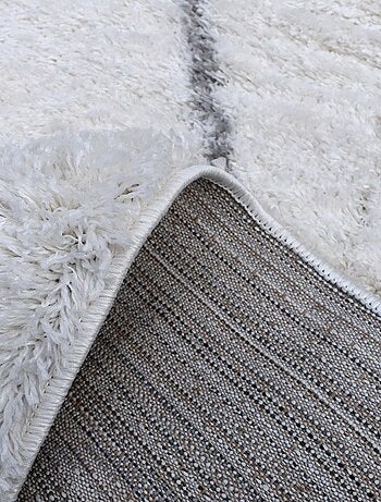 Tapis longs poils shaggy tissé motif berbère LYN4 DOUX 6