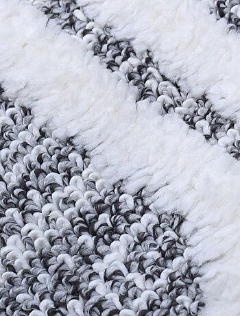 Tapis longs poils shaggy tissé motif scandinave LALALO